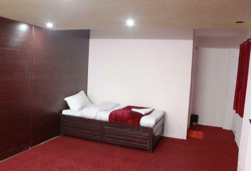 Quarto Triplo Deluxe, Paradiso