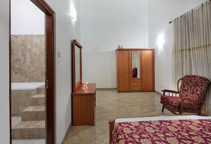 디럭스 룸, Castle Colombo