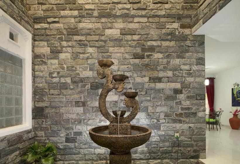 디럭스 룸, Castle Colombo