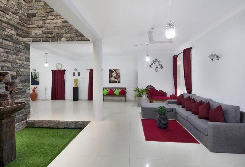 스탠다드 룸 킹사이즈 침대, Castle Colombo