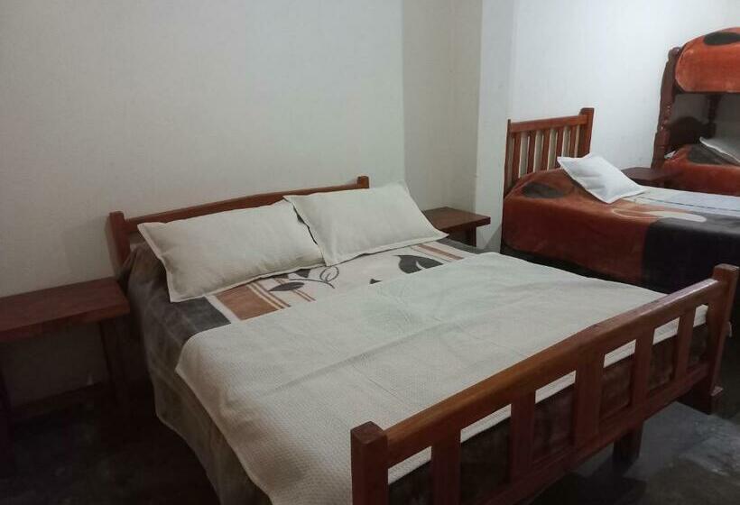 Quarto Familiar Banheiro Compartilhado, Posada El Abuelo