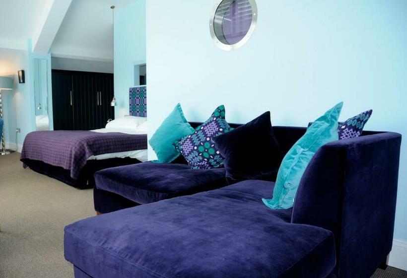 Suite Deluxe Vista Mar, Harbourmaster