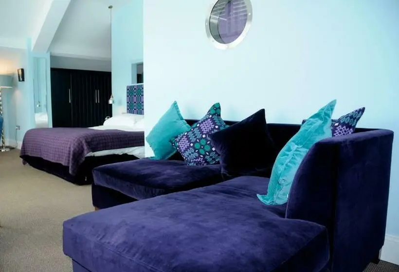 Suite Deluxe Vista Mar, Harbourmaster