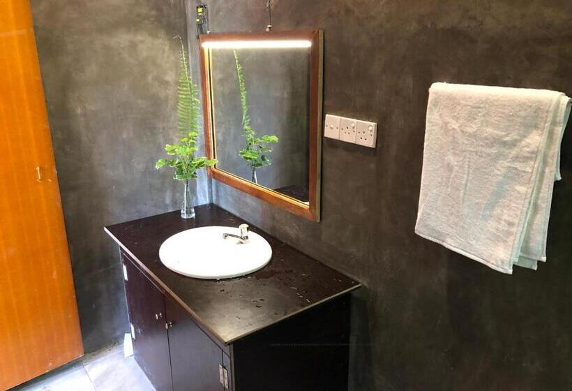 Номер Deluxe с Балконом, Onilwe Resort Weligama