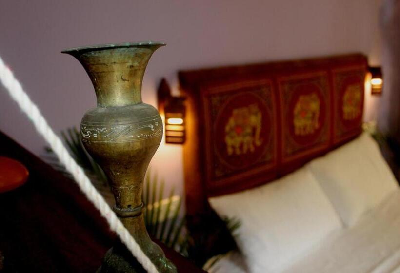 Номер Deluxe с Балконом, Onilwe Resort Weligama