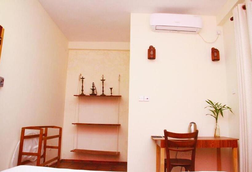 Номер Deluxe с Балконом, Onilwe Resort Weligama