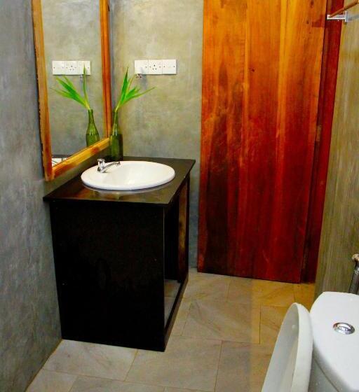 Номер Стандарт, Onilwe Resort Weligama