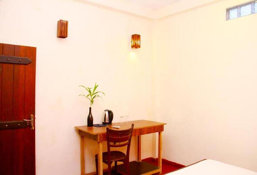 Номер Стандарт, Onilwe Resort Weligama