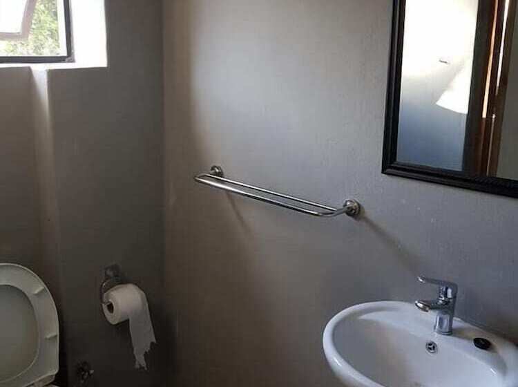 Номер Стандарт, Platinum Germiston Ghouse