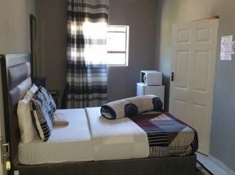 Номер Стандарт, Platinum Germiston Ghouse