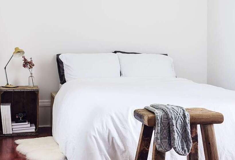 Номер Стандарт, Platinum Germiston Ghouse