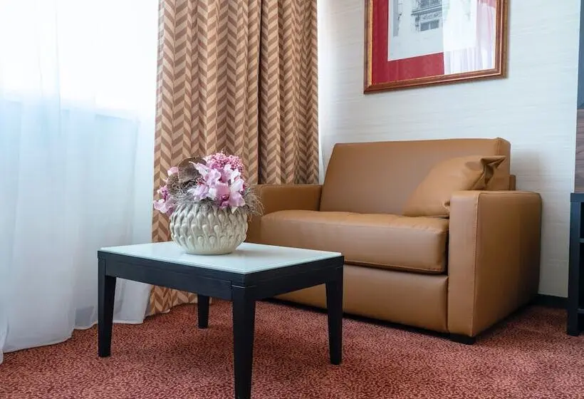 سوییت اجرایی, Nash Suites Airport