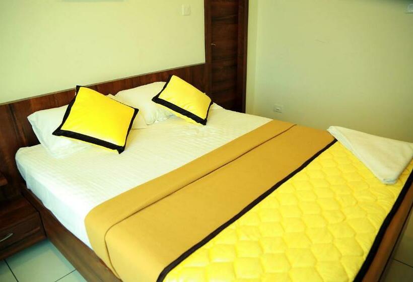 デラックスルーム, Sree Janardhana Residency