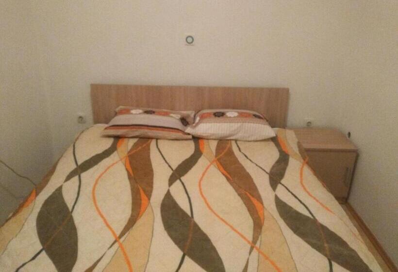 اتاق استاندارد با سرویس بهداشتی مشترک, Apartments Filemi