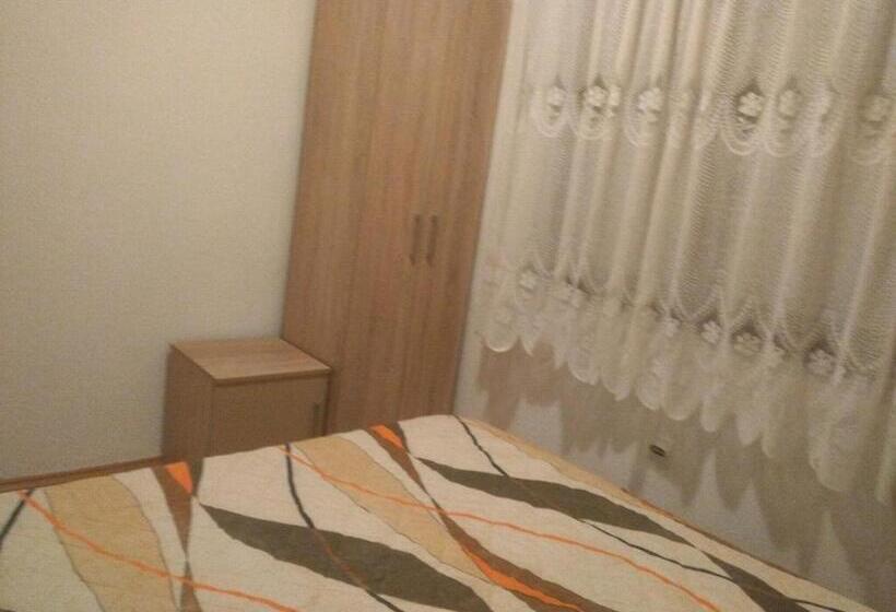 اتاق استاندارد با سرویس بهداشتی مشترک, Apartments Filemi