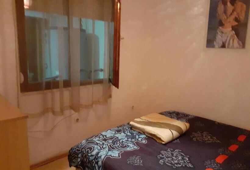 اتاق استاندارد با سرویس بهداشتی مشترک, Apartments Filemi