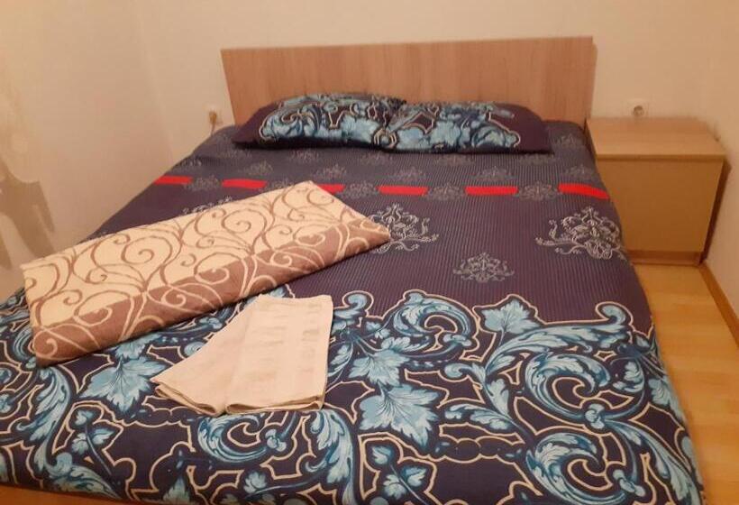 اتاق استاندارد با سرویس بهداشتی مشترک, Apartments Filemi