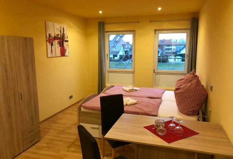 Standardrum, Friederike Wackler Gästehaus