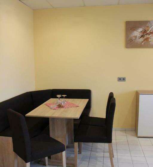 Standardrum, Friederike Wackler Gästehaus