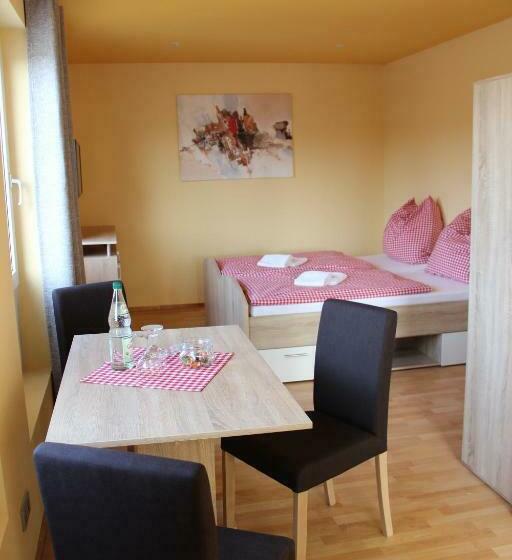 Standardrum, Friederike Wackler Gästehaus