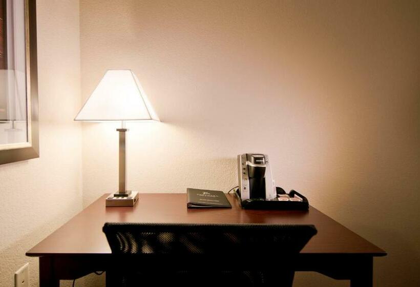 디럭스 룸, Cobblestone Inn & Suites – Manchester