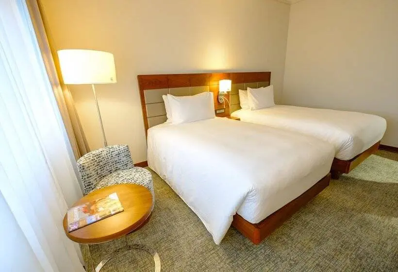 اتاق استاندارد, Hilton Garden Inn Mbabane