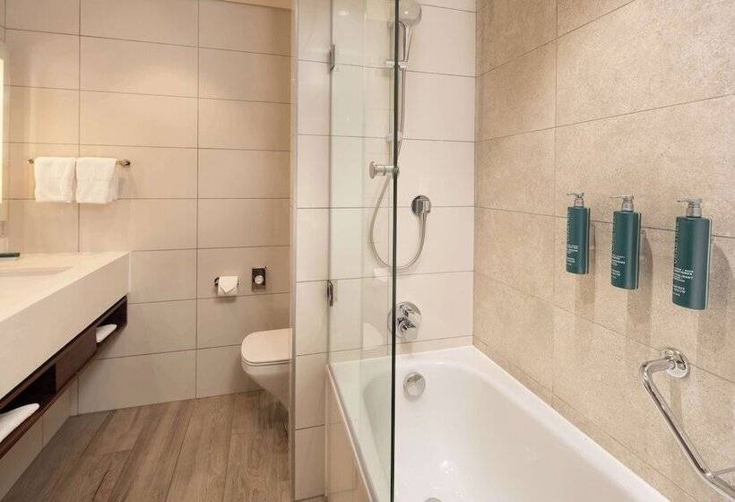 اتاق استاندارد, Hilton Garden Inn Mbabane