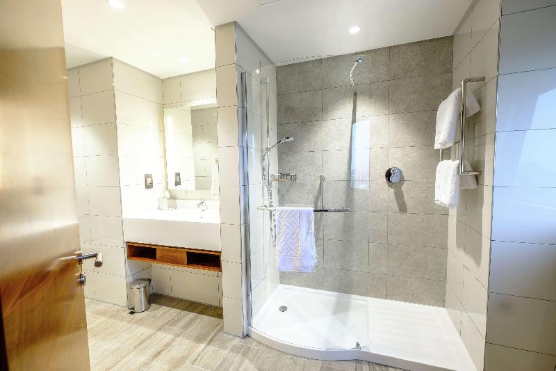 اتاق لوکس با تخت بزرگ, Hilton Garden Inn Mbabane