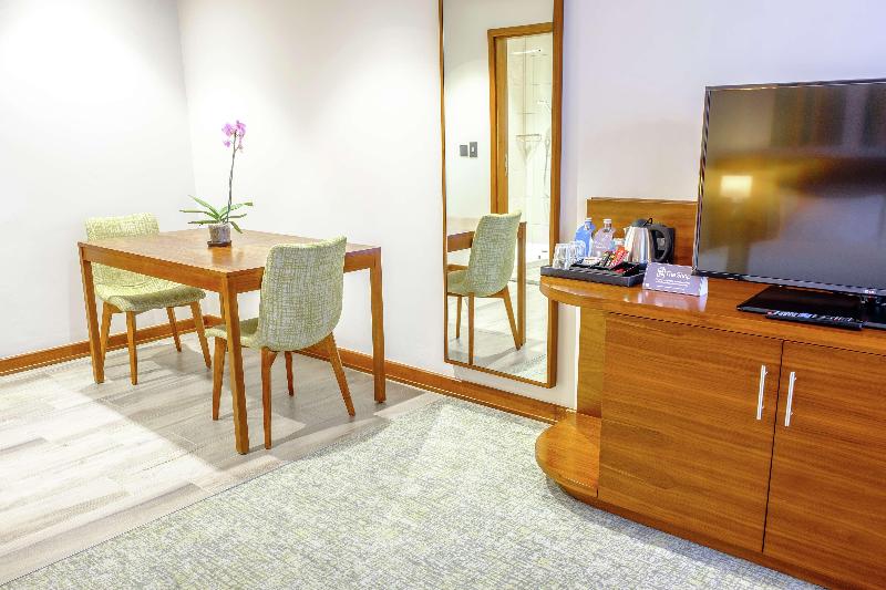 اتاق استاندارد با تخت بزرگ, Hilton Garden Inn Mbabane