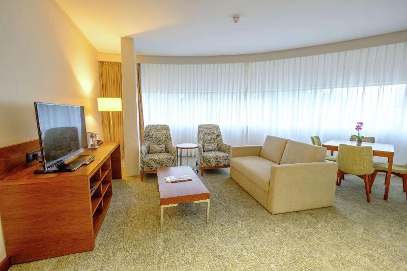 اتاق استاندارد با تخت بزرگ, Hilton Garden Inn Mbabane