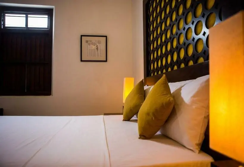 Superior-Zimmer, Thambu Illam