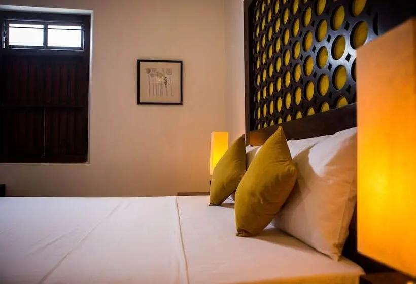 Superior-Zimmer, Thambu Illam