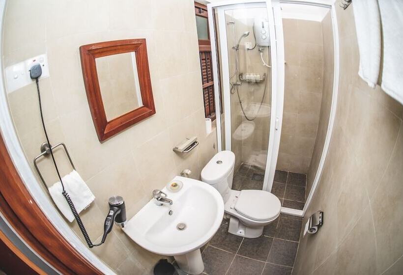 غرفة سوبيريور, Thambu Illam