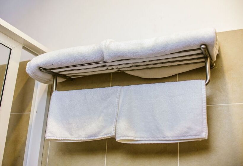 غرفة سوبيريور, Thambu Illam