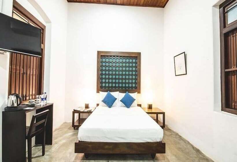 غرفة ديلوكس, Thambu Illam