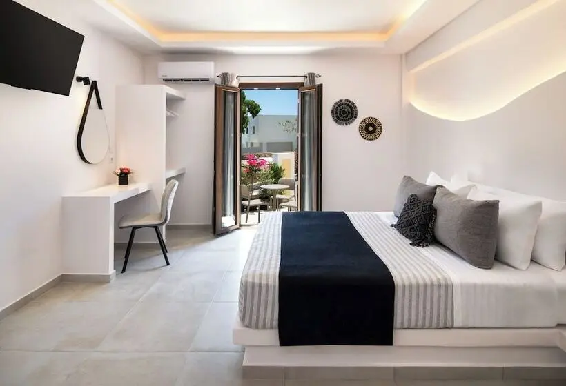デラックストリプルルーム, Santorinn Suites Fira
