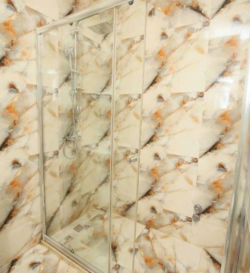 اتاق اکونومی یک تخته, Altus