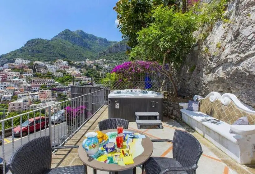 バスタブ付きスタンダードルーム, Hotiday Positano Volte Alte