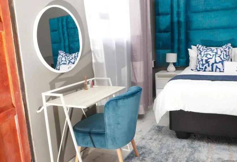 اتاق سوپریور, Siyamthanda Boutique