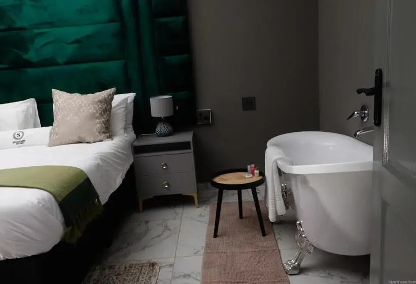 اتاق سوپریور, Siyamthanda Boutique