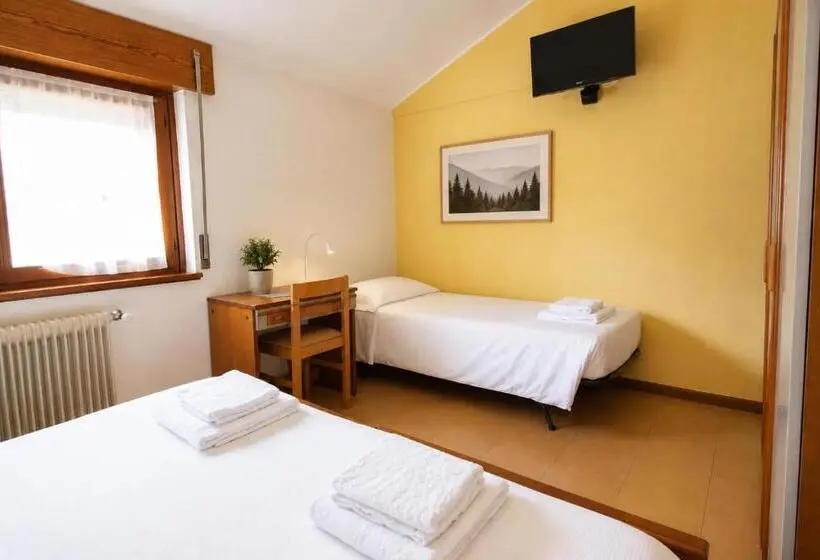 スタンダードトリプルルーム, Casa Per Ferie Arta Terme