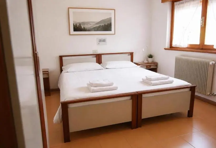 スタンダードトリプルルーム, Casa Per Ferie Arta Terme