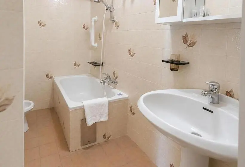 スタンダードシングルルーム, Casa Per Ferie Arta Terme