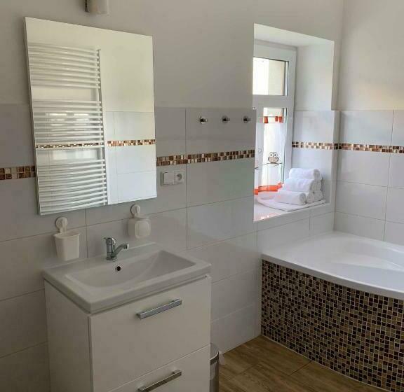 דירת שני חדרים, Apartmány Michaela