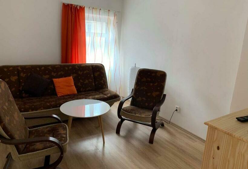 침실 2개 아파트, Apartmány Michaela