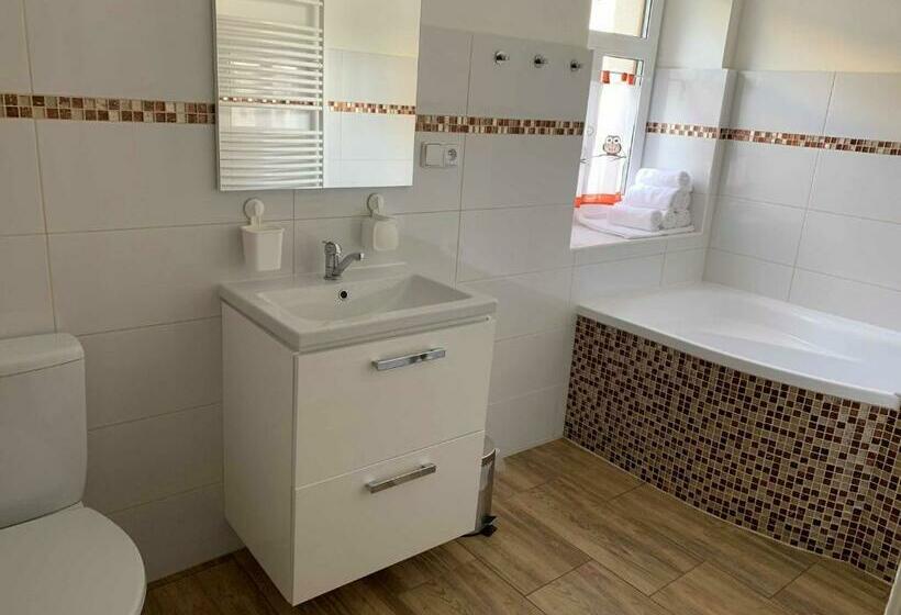 דירת שני חדרים, Apartmány Michaela