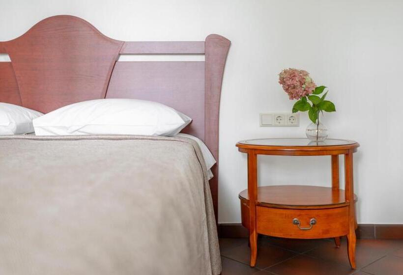 带3个卧室的公寓, Burmistro Namas