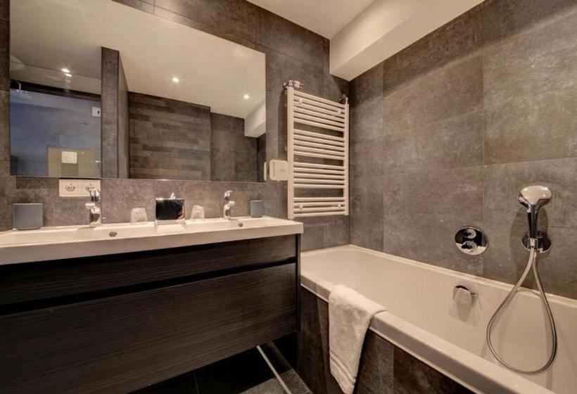 חדר משפתחתי סופריור, T Peperhuys