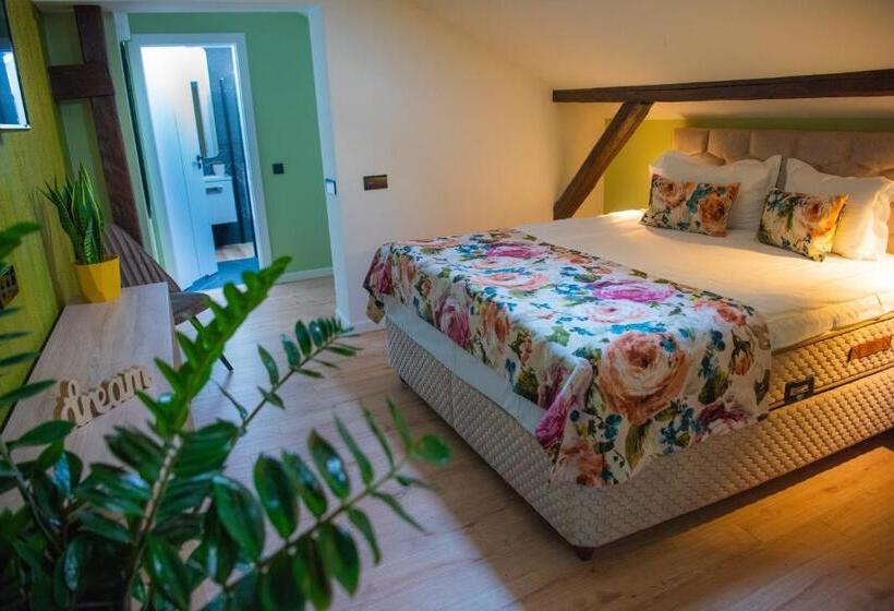 סוויטה, Konak Sibiu