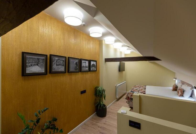 סוויטה, Konak Sibiu